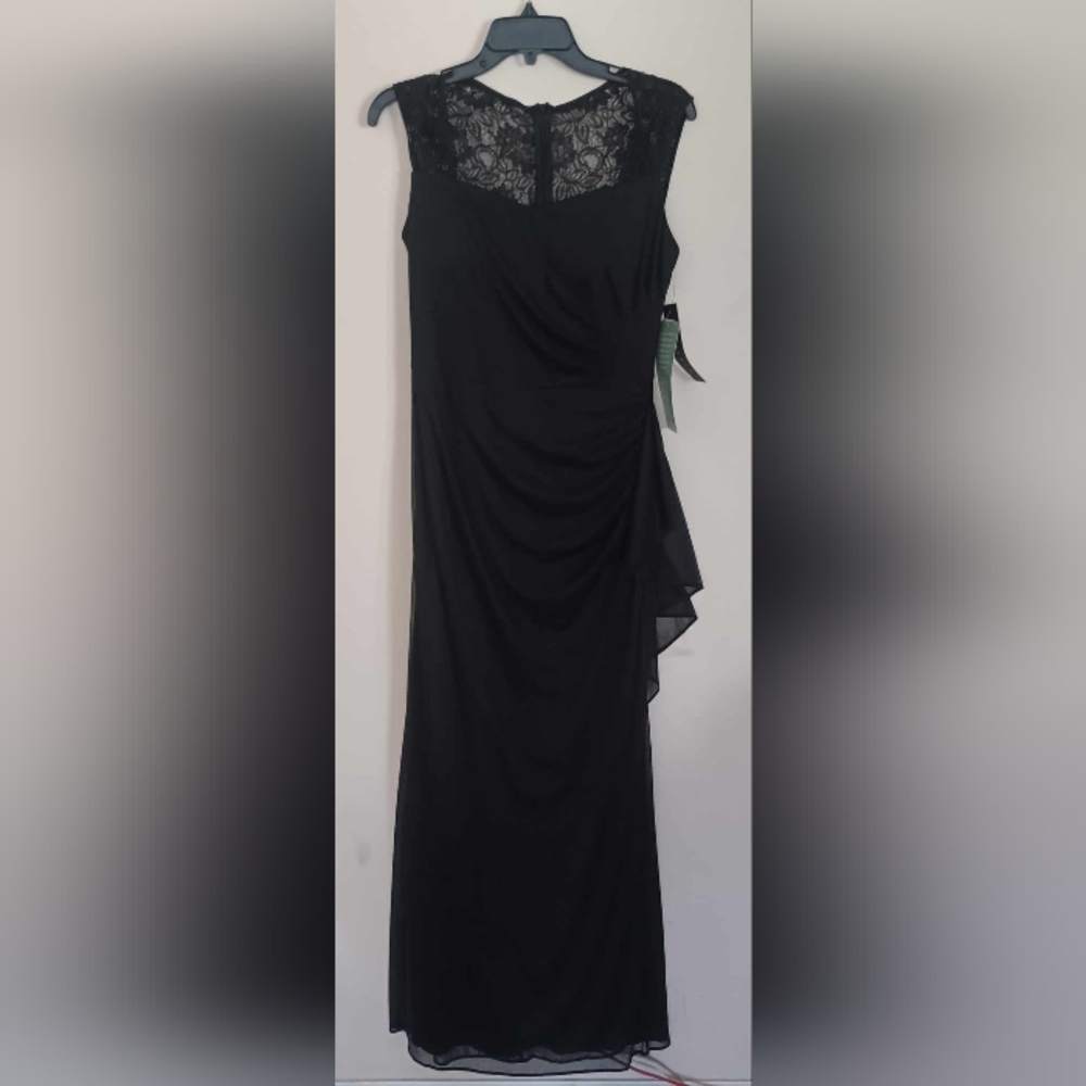 Black Scarlett Dress. Size 6